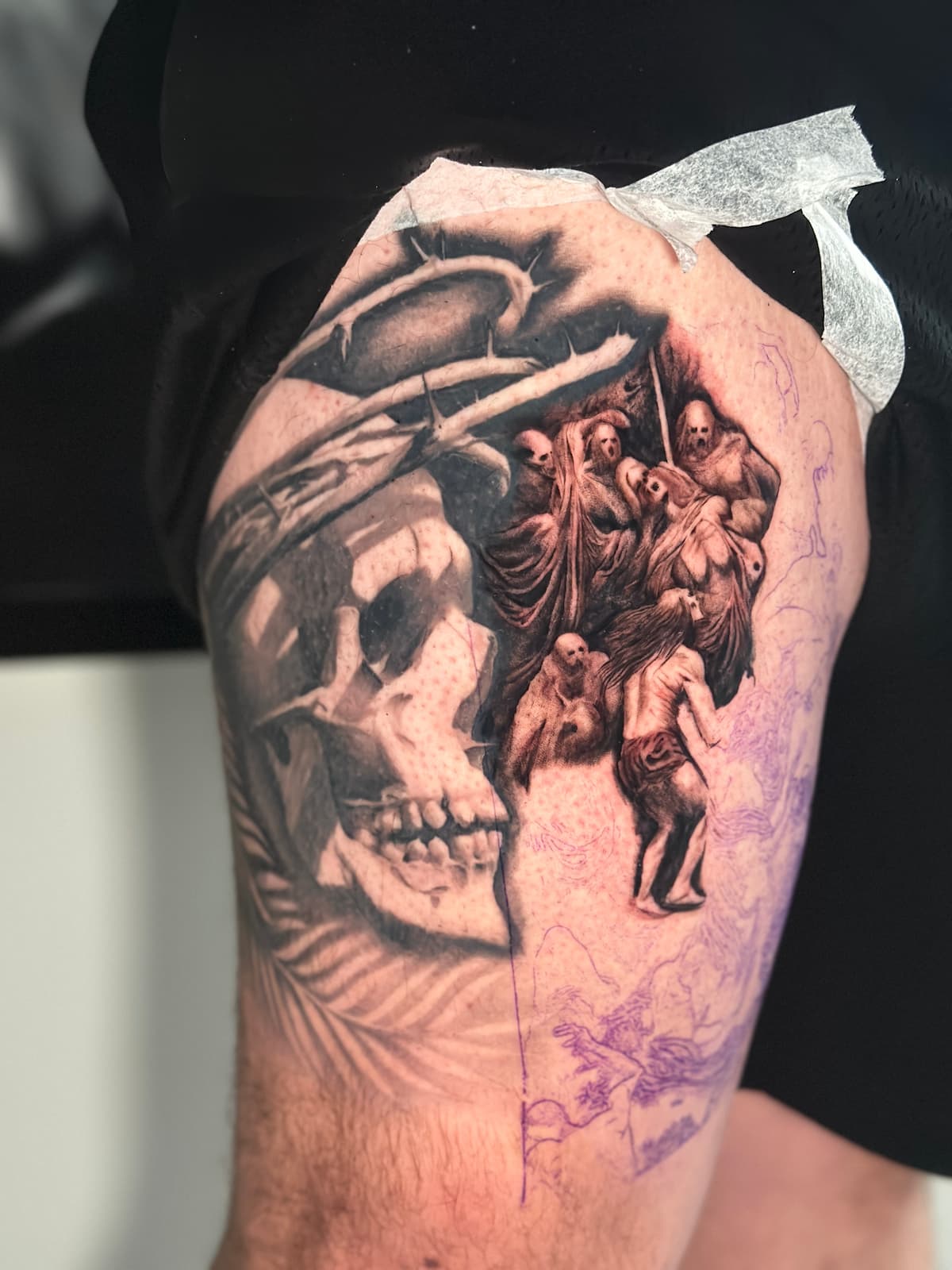 Skull and Spirits — Black and Grey / Thigh